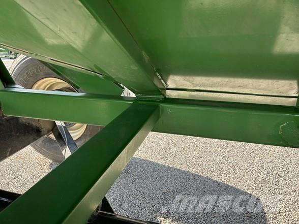 J&M 680/760 Przyczepy zbożowe