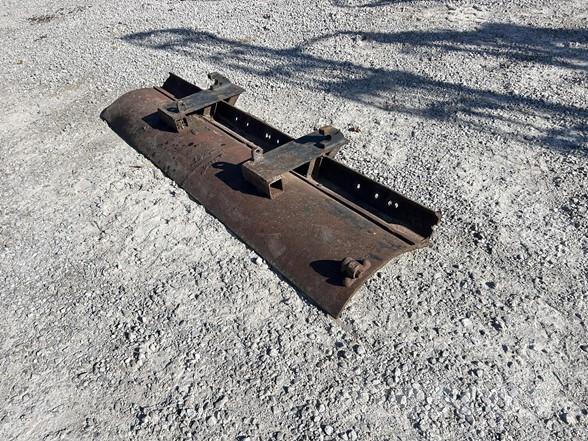 John Deere 8 Maszyny budowlane - Inne