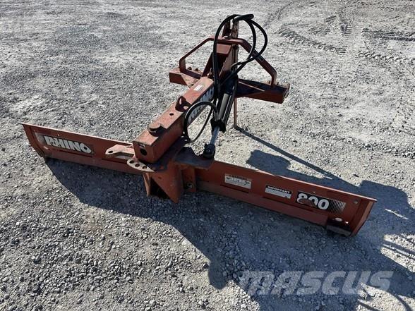 Rhino R800 Inne akcesoria do ciągników