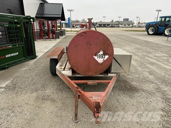  SHOP BUILT Przyczepy cysterny