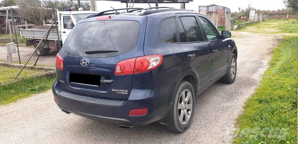 Hyundai SANTA FE Samochody osobowe