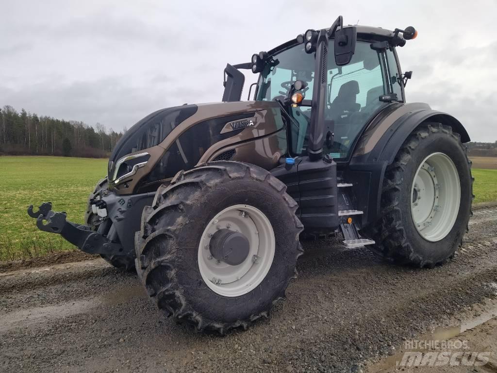 Valtra T 255 Versu Ciągniki rolnicze
