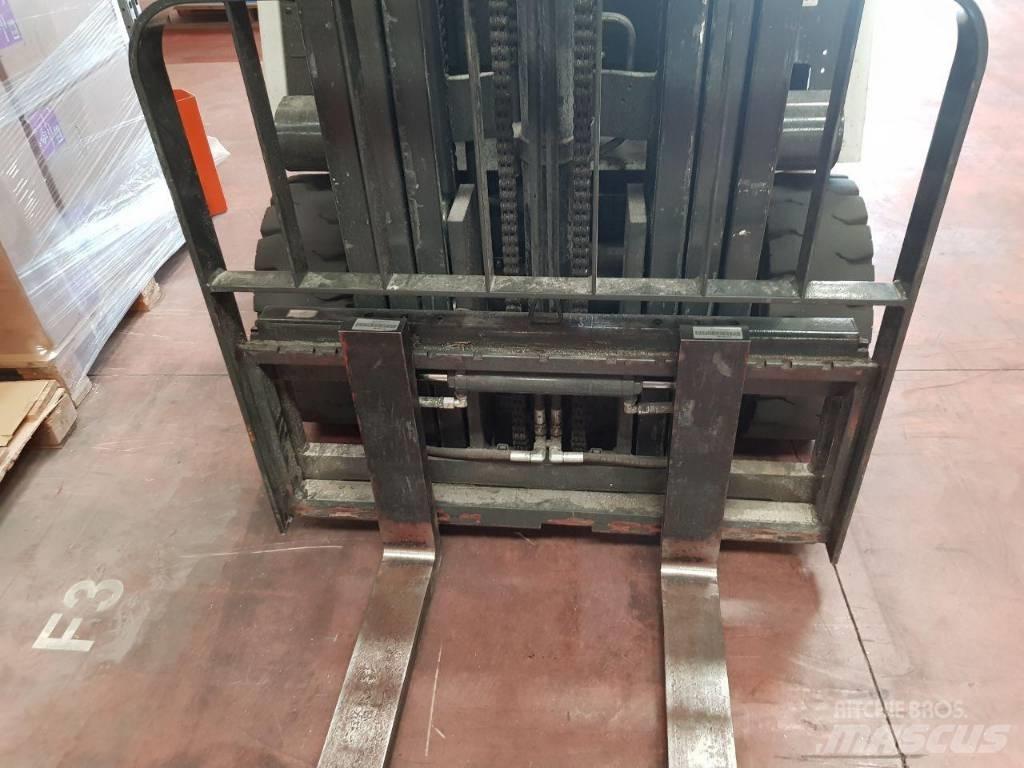 Unicarriers 1Q2L25Q Wózki elektryczne