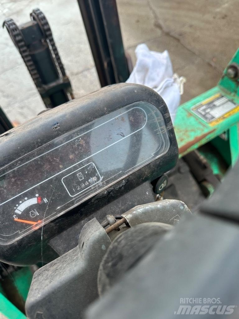 Mitsubishi FG 15 Wózki LPG