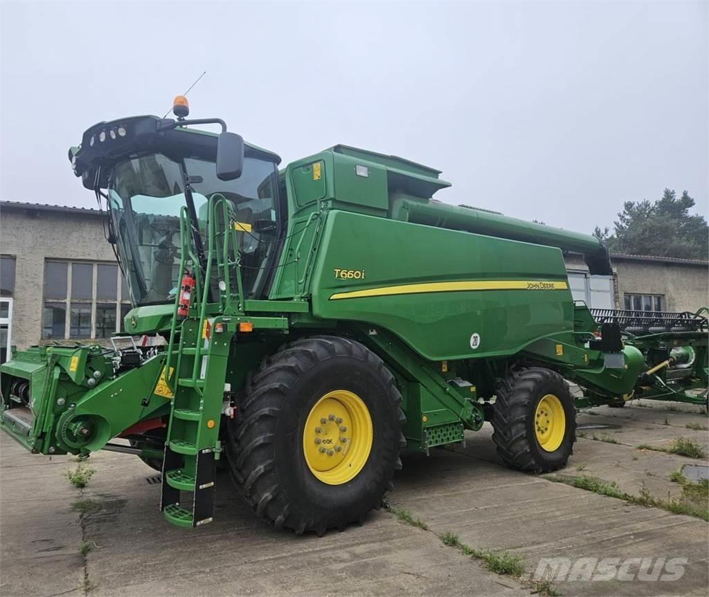John Deere T 660i Kombajny zbożowe