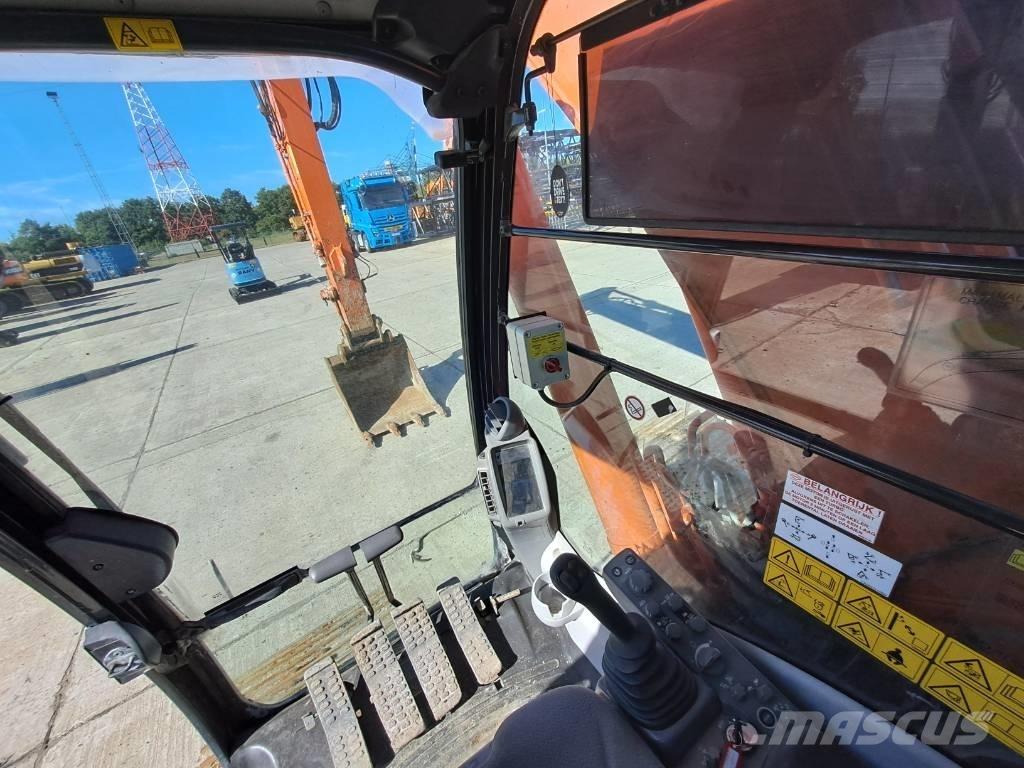 Hitachi ZX210LC-6 Koparki gąsienicowe