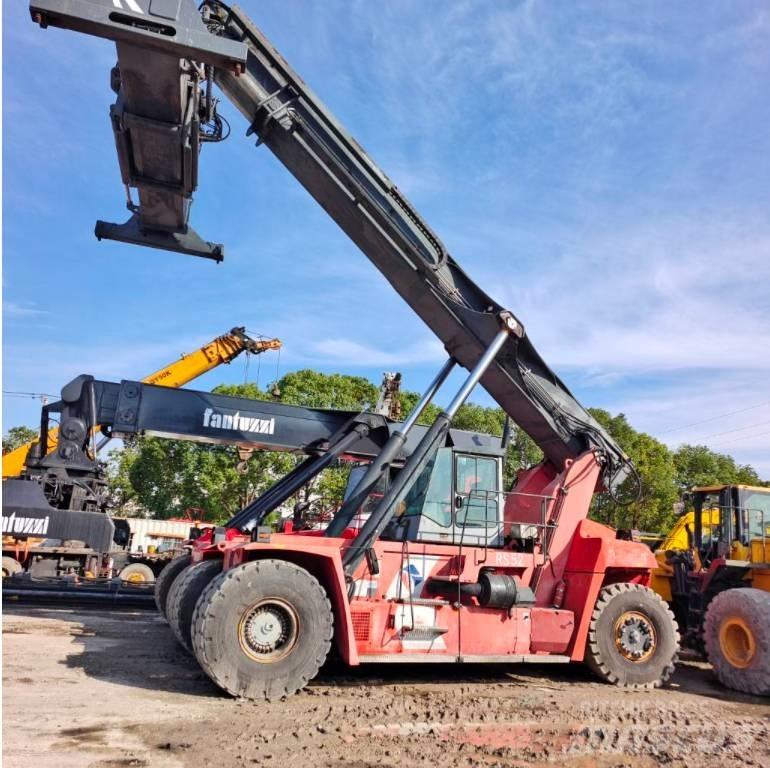 Fantuzzi CS 45 KM Wózki typu Reachstacker