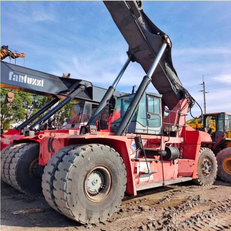 Fantuzzi CS 45 KM Wózki typu Reachstacker