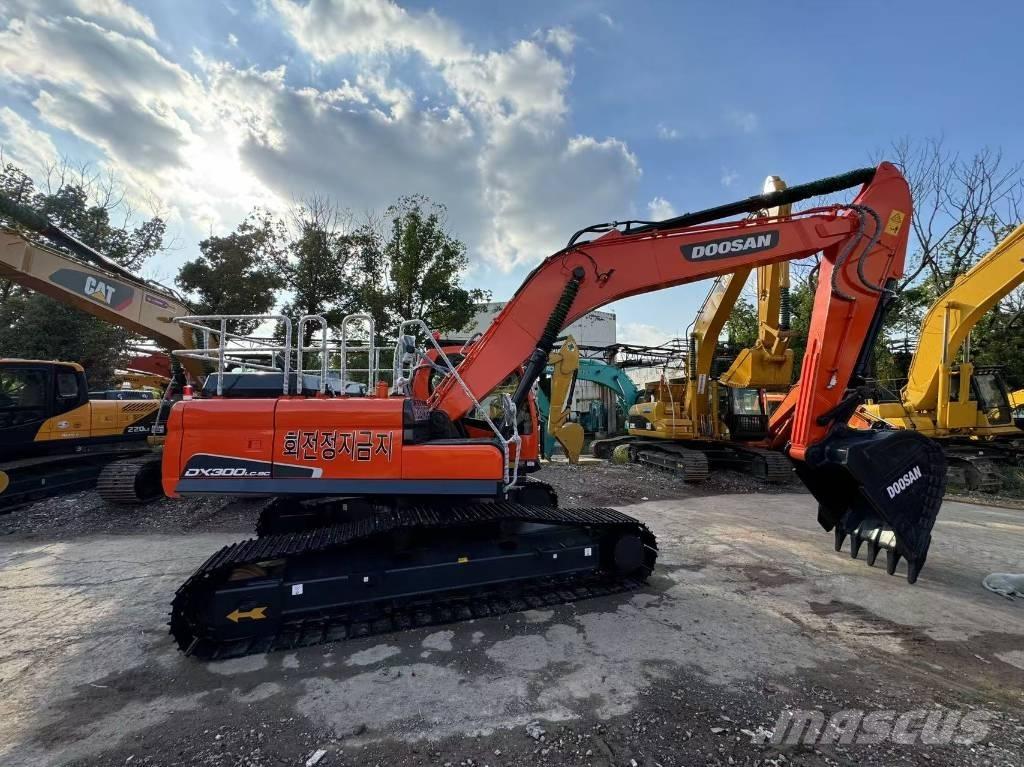 Doosan DX300LC Koparki gąsienicowe