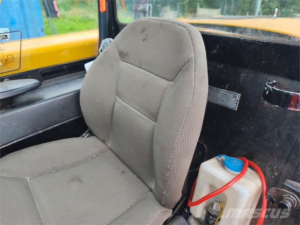 JCB 527-55 (4WS) Maszyny budowlane - Inne