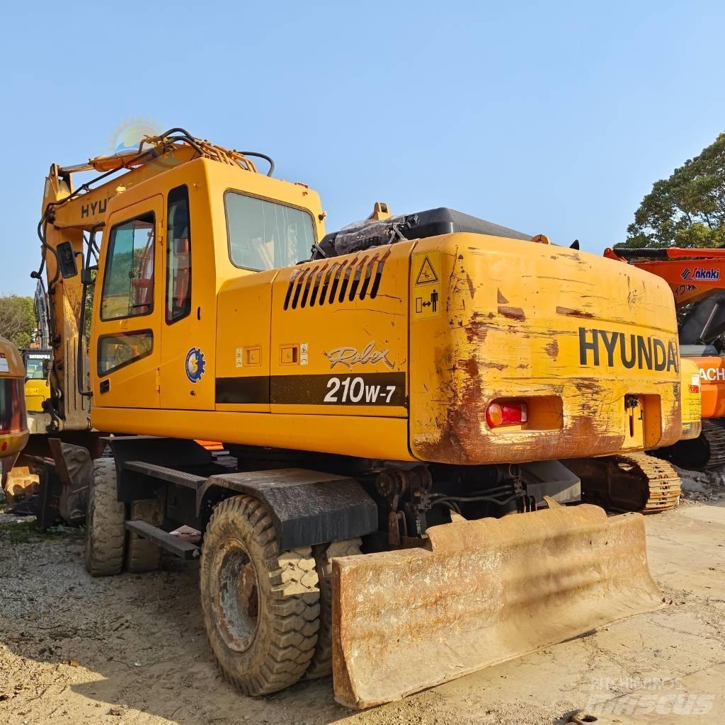 Hyundai R210W-7 Koparki kołowe