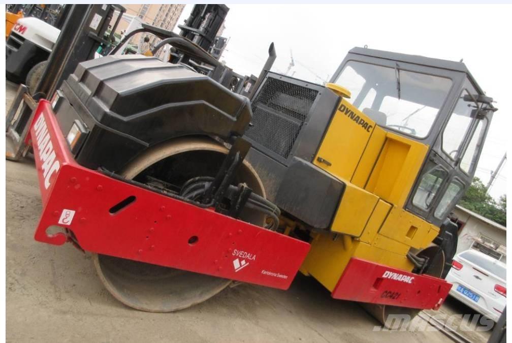 Dynapac CC 421 Walce dwubębnowe