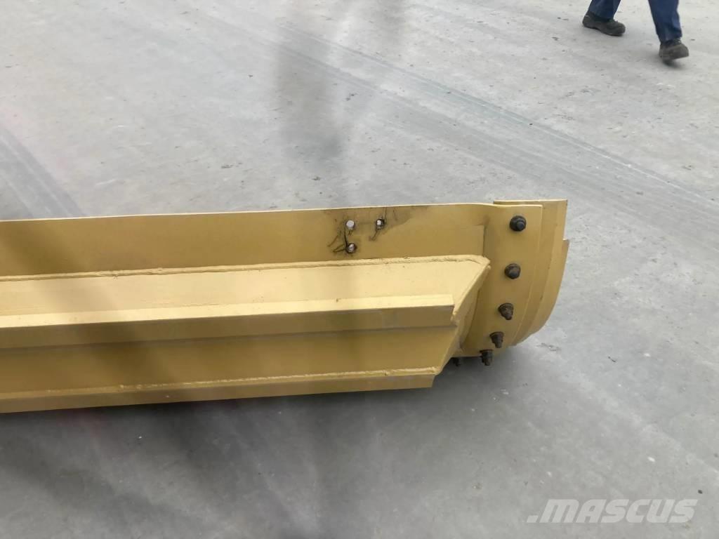 CAT 140M3 Moldboard Lemiesze