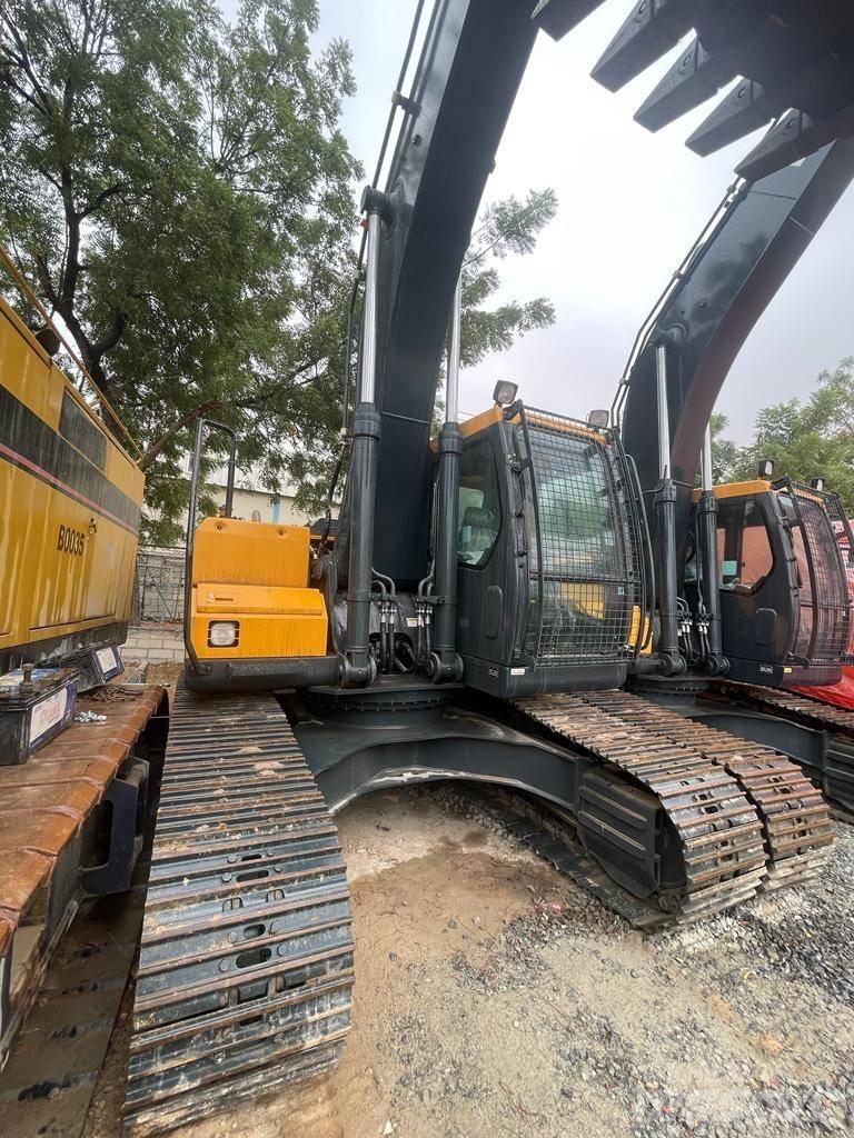 Hyundai R210 Koparki gąsienicowe