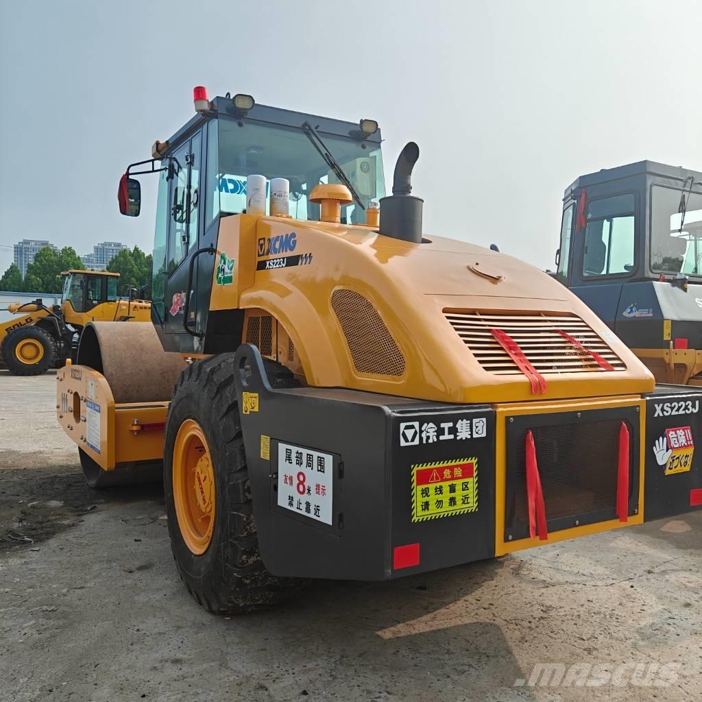 XCMG XS 223 J Walce jednobębnowe