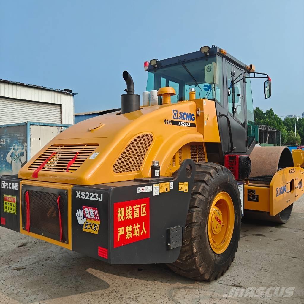 XCMG XS 223 J Walce jednobębnowe