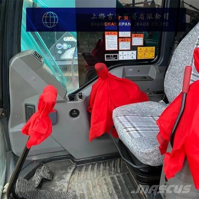 Kobelco 210 Koparki gąsienicowe