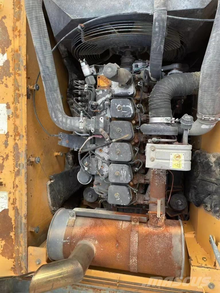 Hyundai 210W-9 Koparki kołowe