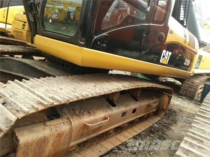 CAT 329 D Koparki gąsienicowe