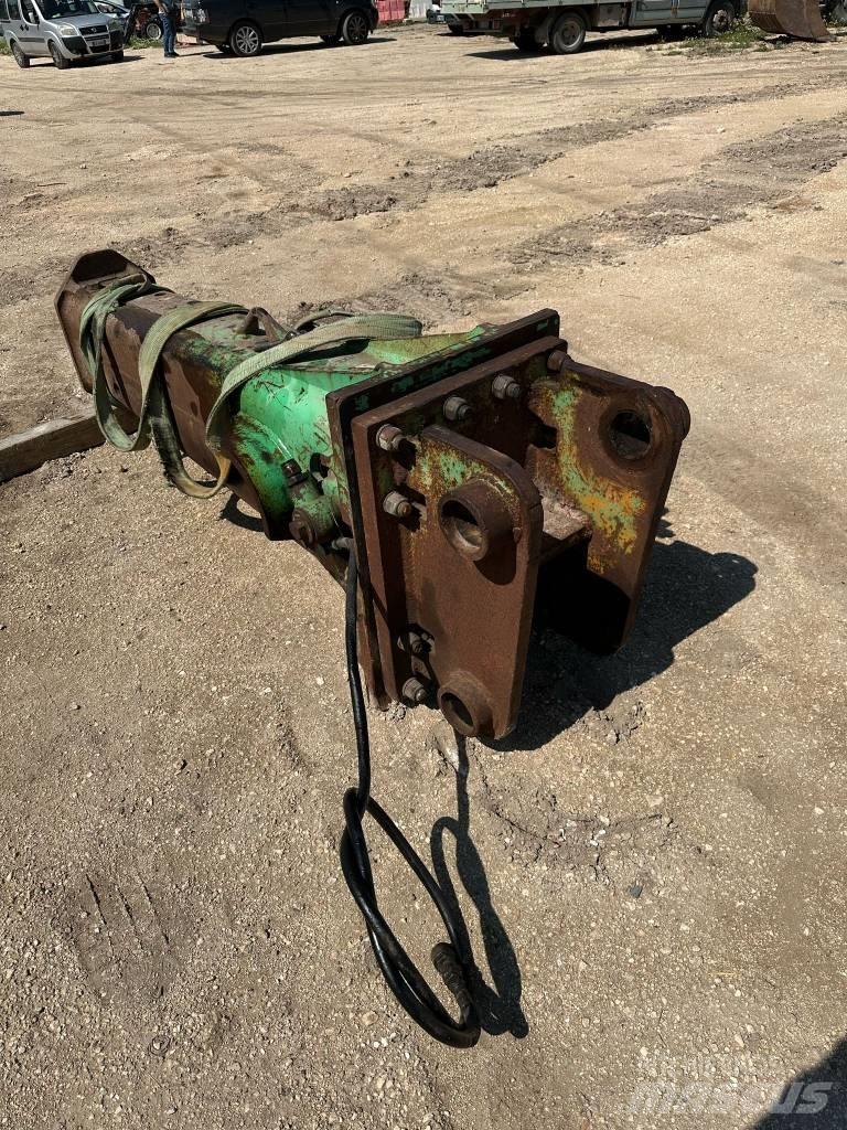 Montabert V 32 Młoty hydrauliczne