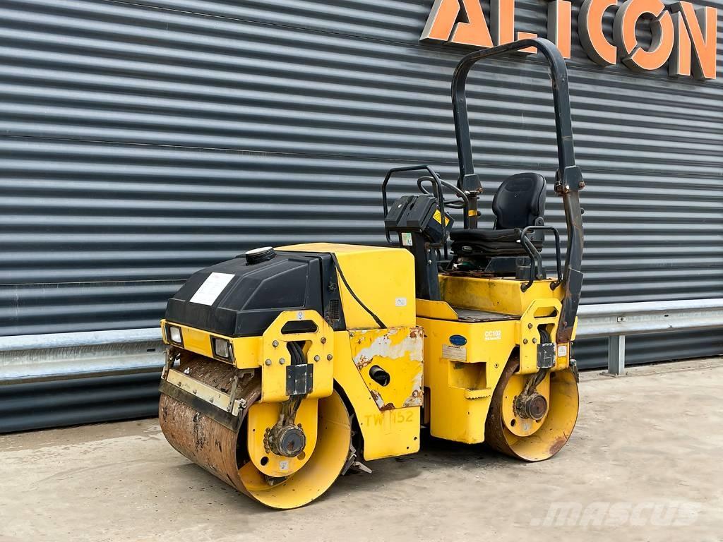 Dynapac CC102 Walce dwubębnowe