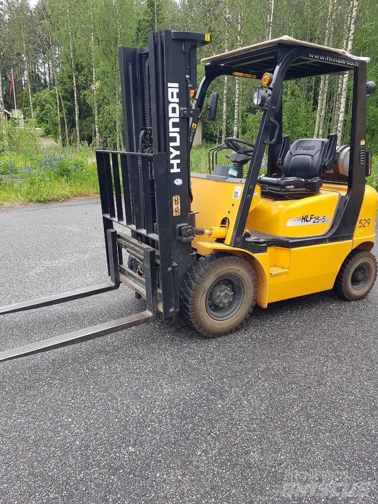 Hyundai HLF 25-5 Wózki LPG