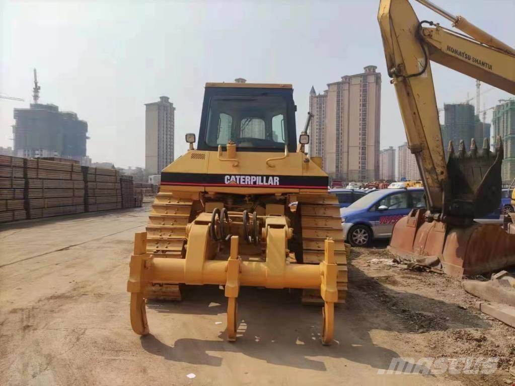 CAT D 6 M Spycharki gąsienicowe