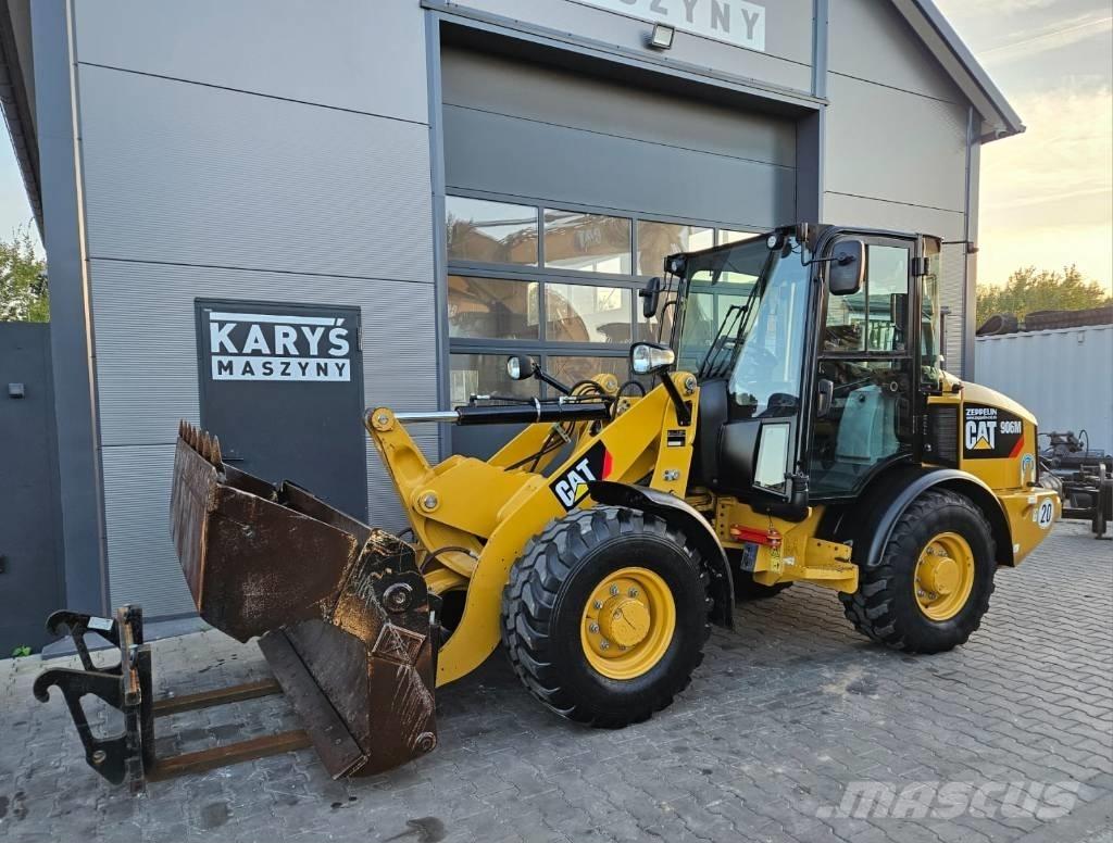 CAT 906 Ładowarki kołowe