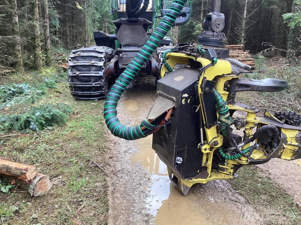 John Deere 1170 E Harwestery
