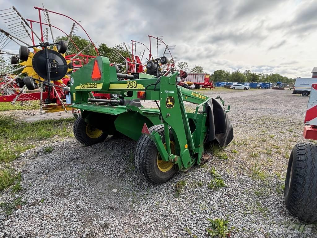 John Deere 730 Kosiarki ze wstępną obróbka paszy