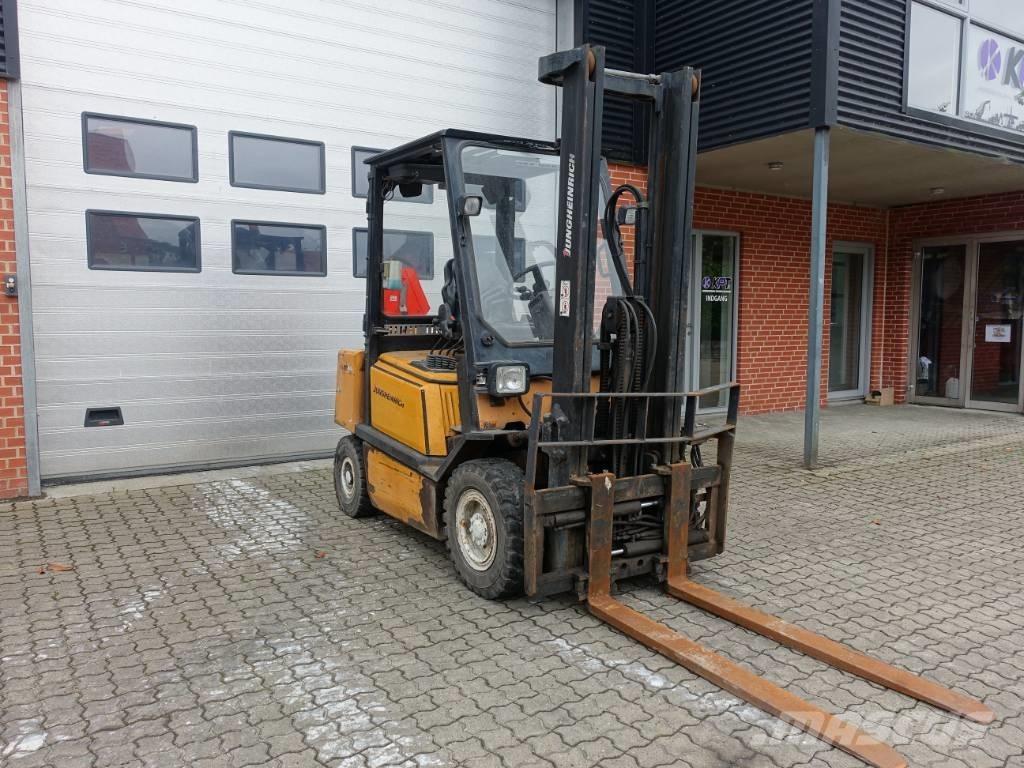 Jungheinrich DFG 25 Wózki Diesla