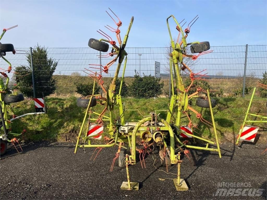 CLAAS Volto 640 HR Zgrabiarki i przetrząsacze