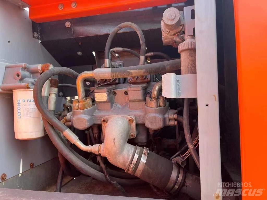 Hitachi zaxis240 Koparki gąsienicowe