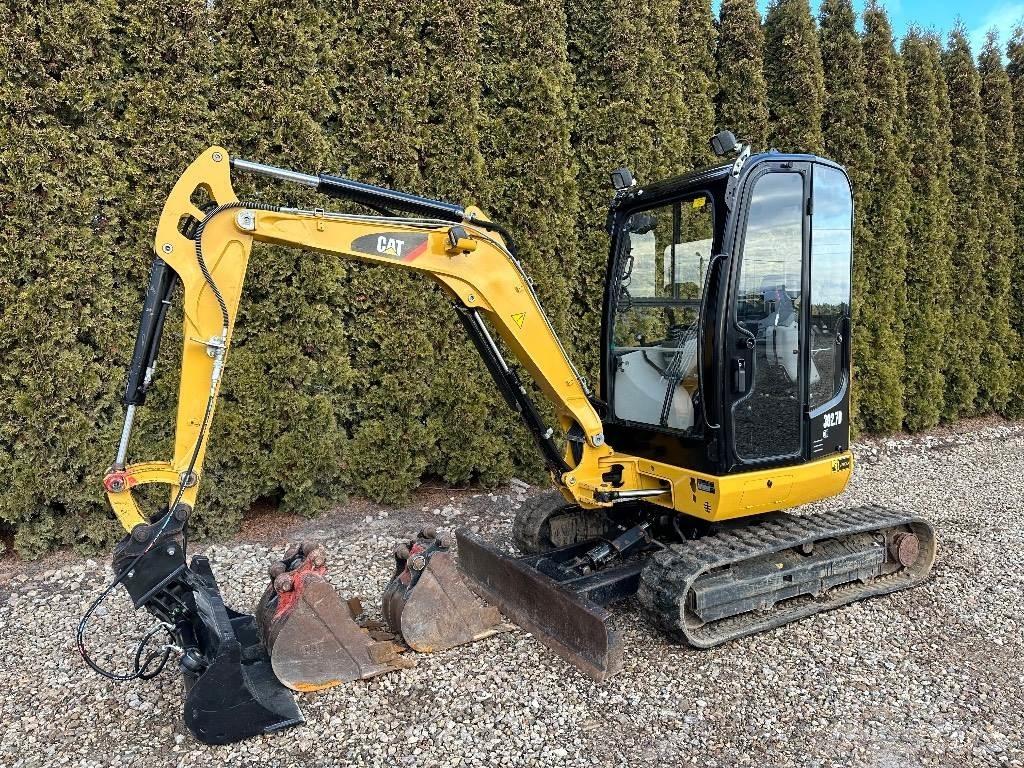 CAT 302.7D CR Minikoparki