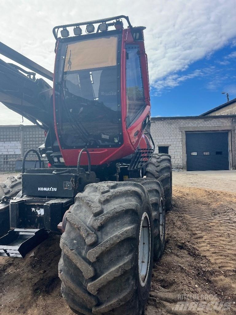 Komatsu 901 Harwestery