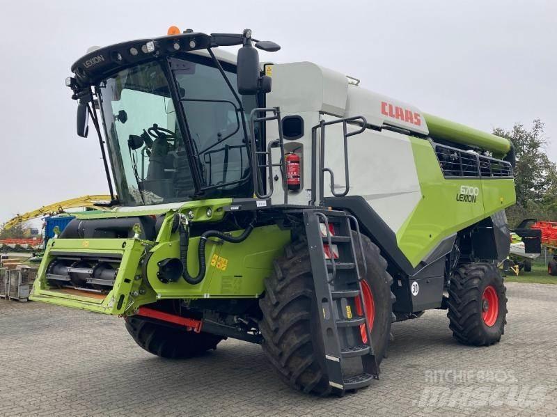 CLAAS LEXION 6700 Kombajny zbożowe