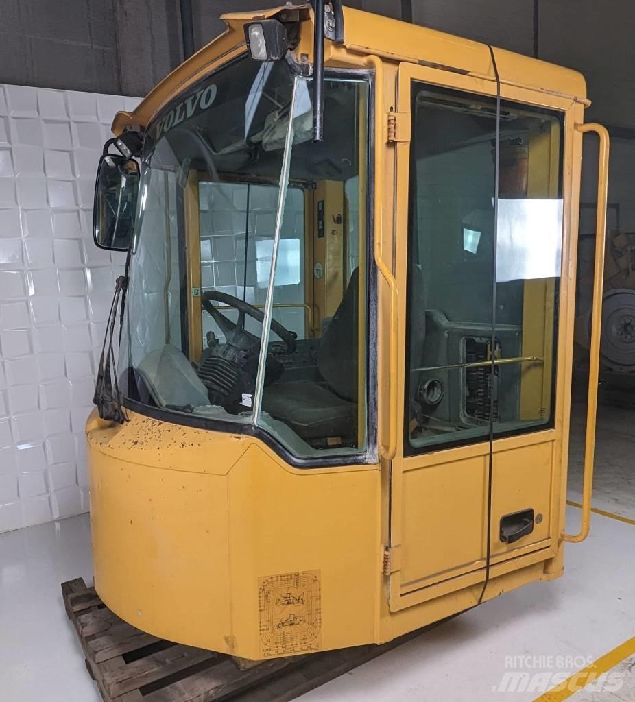 Volvo L 180 E Cab Kabiny i wnętrze