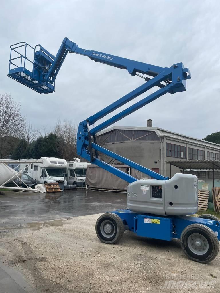 Genie Z 45/25 DC Podnośniki przegubowe