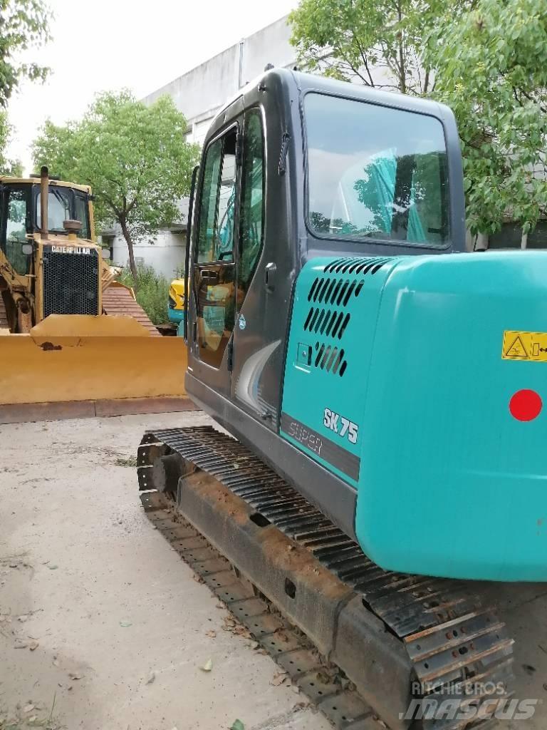 Kobelco SK 75 Koparki gąsienicowe
