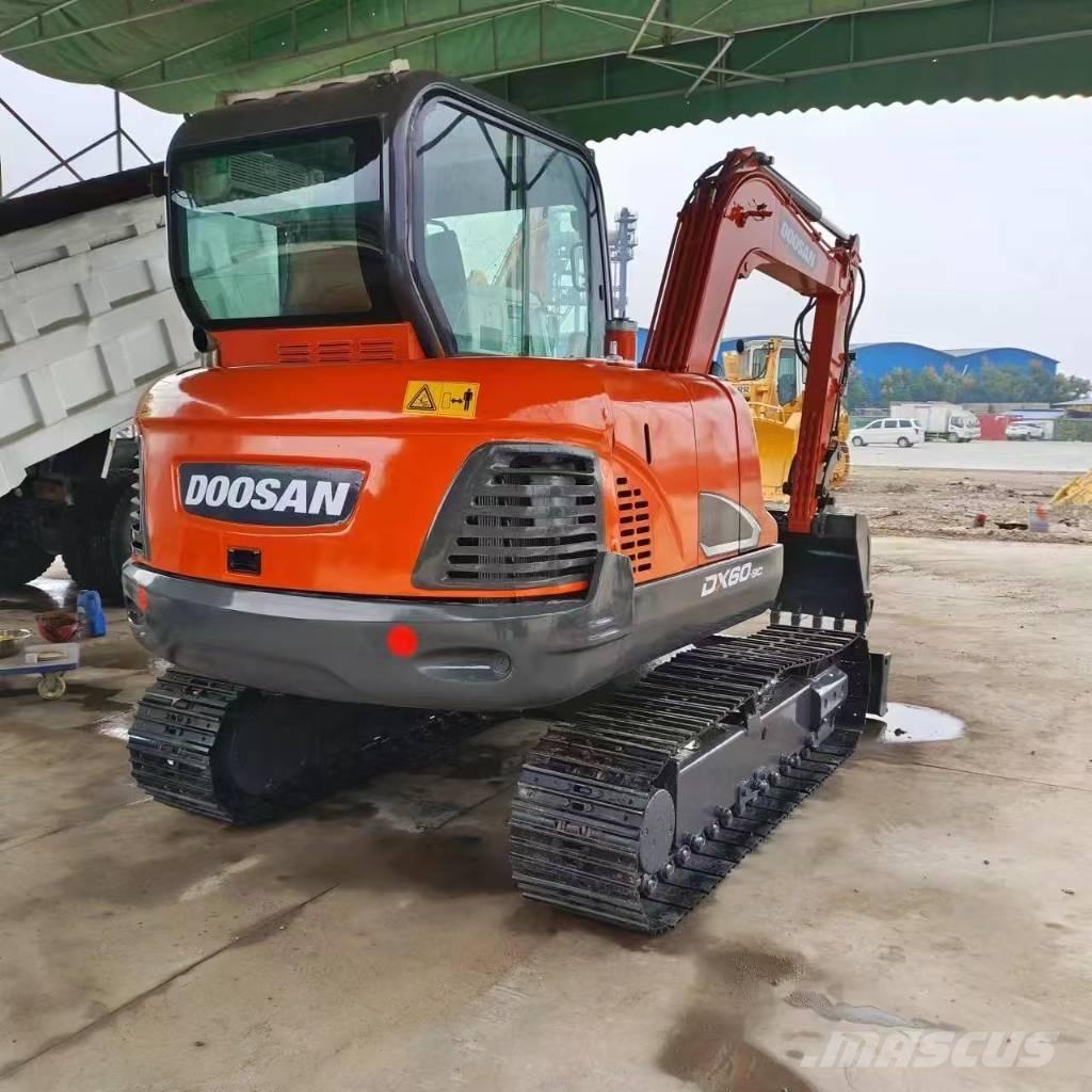 Doosan DX 60 Minikoparki