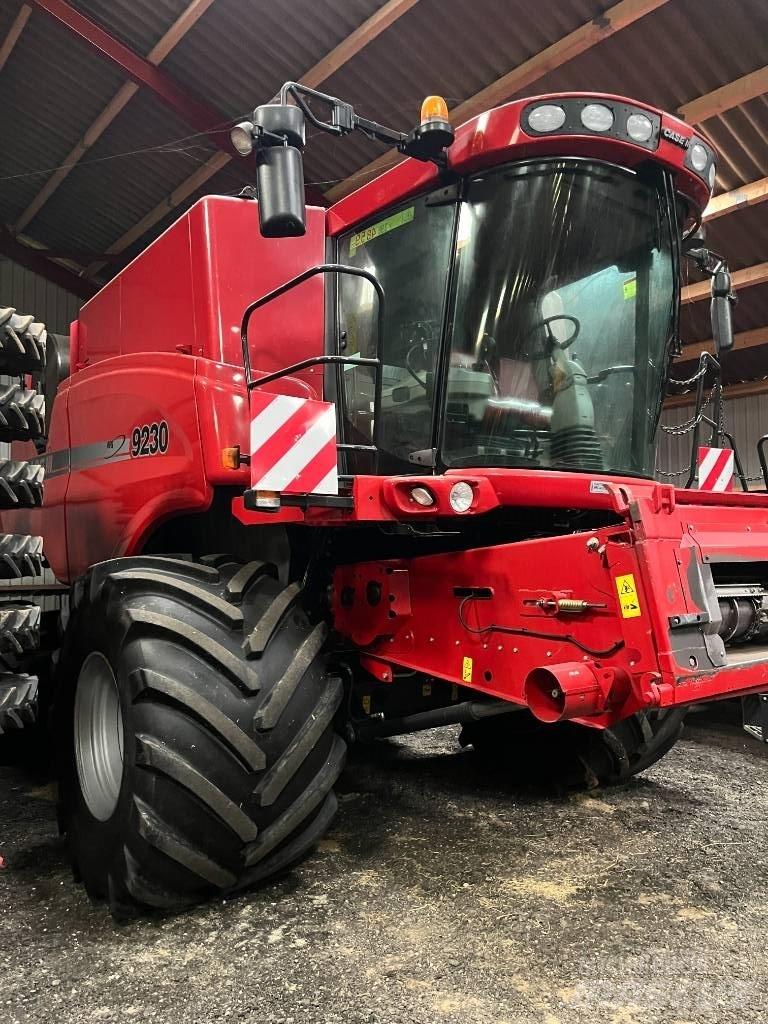 Case IH 9230 Kombajny zbożowe