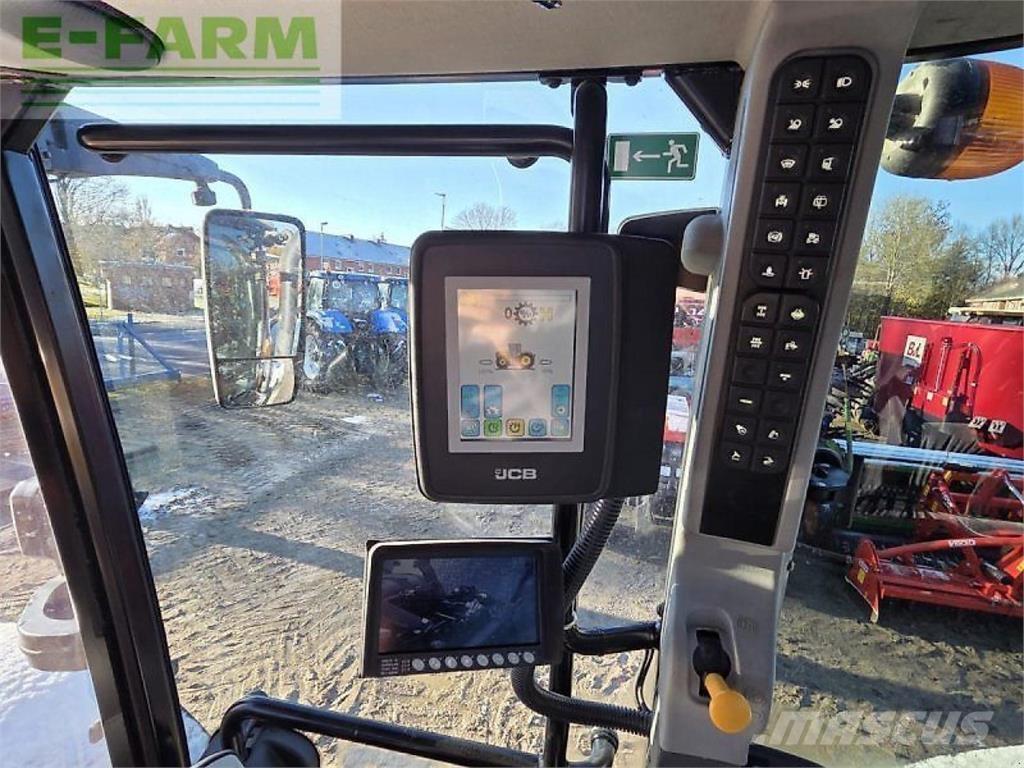 JCB fastrac 8330 Ciągniki rolnicze