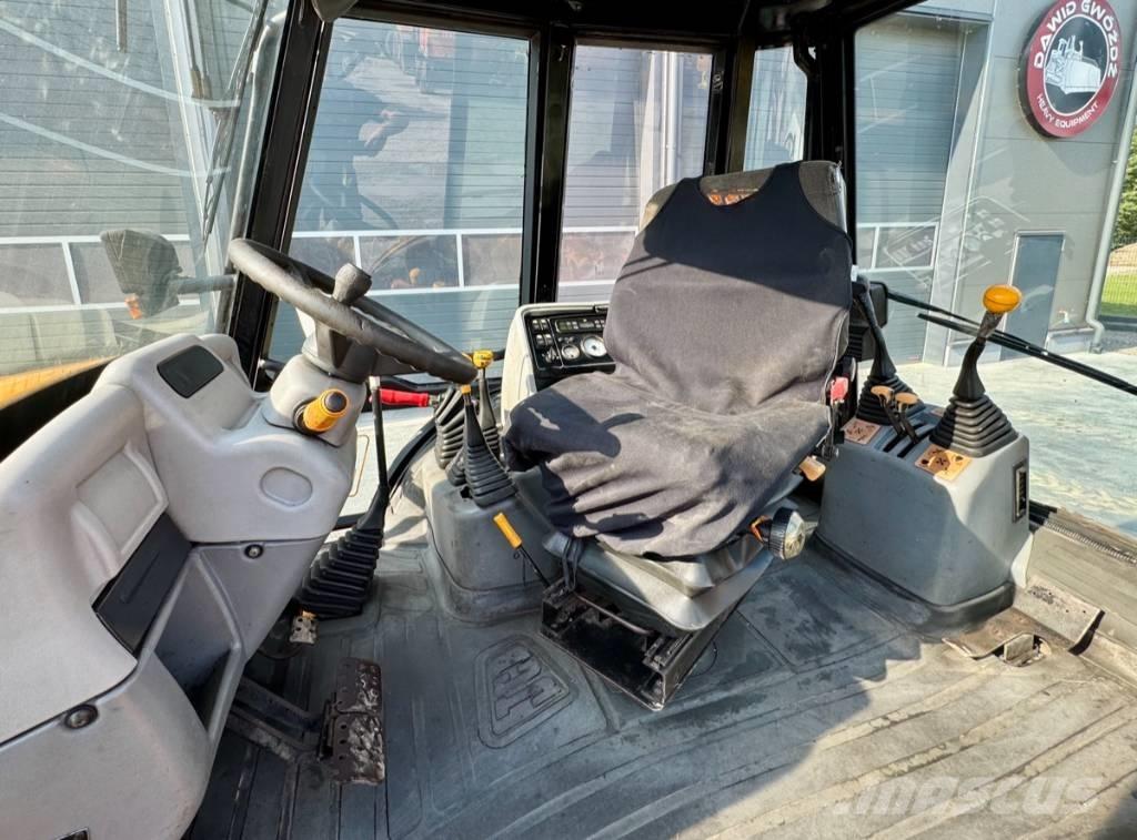 JCB 3 CX Koparko-ładowarki