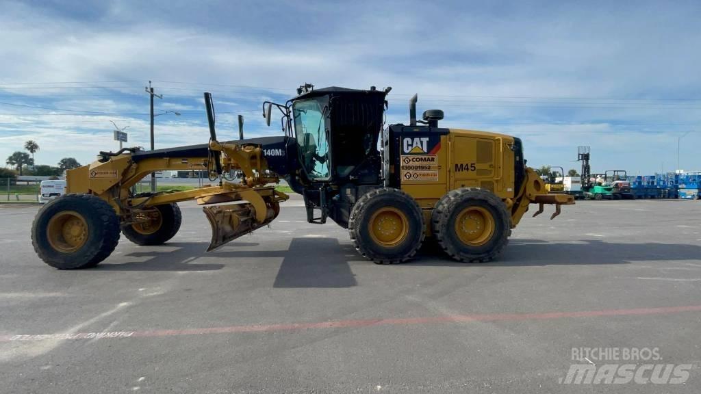 CAT 2018 Równiarki