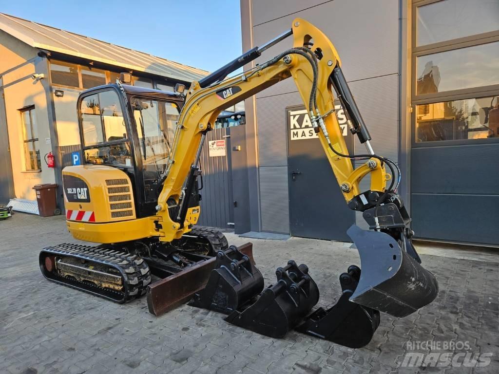 CAT 302.7 D CR Minikoparki