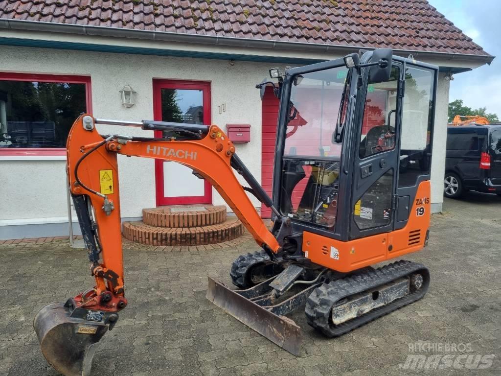Hitachi ZX 19-5 Minikoparki