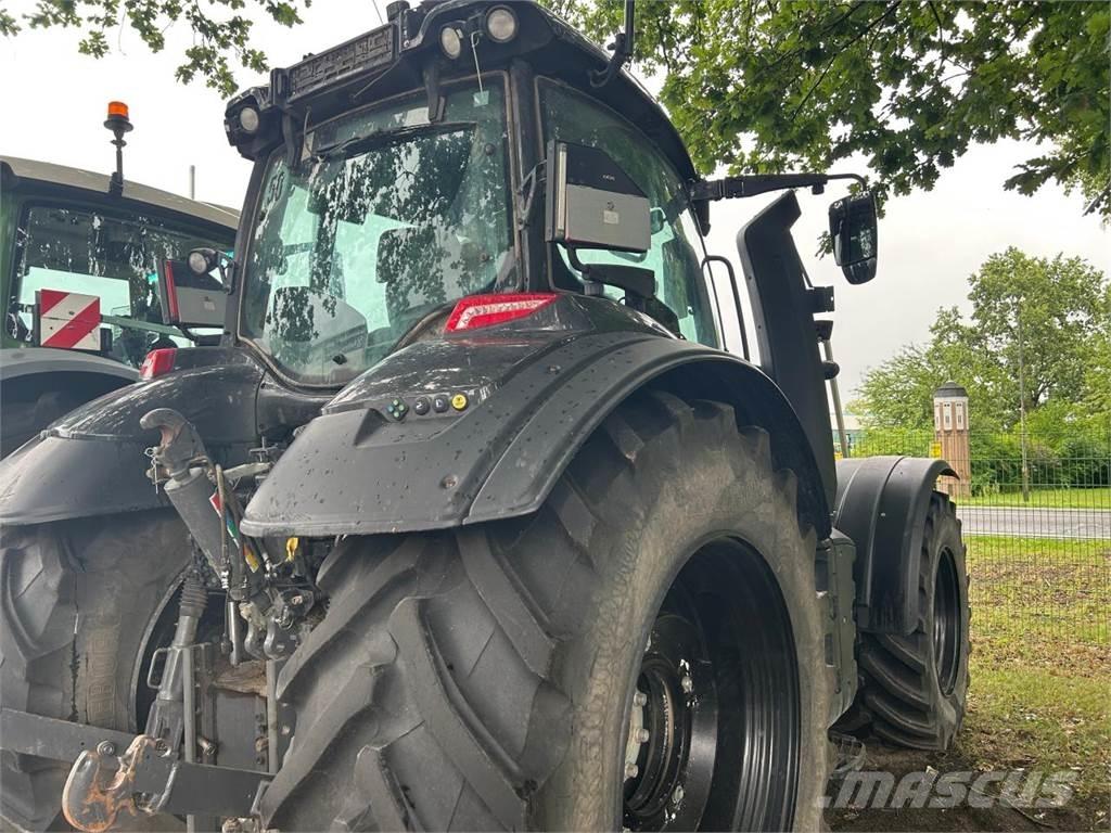 Valtra T 235 D Ciągniki rolnicze