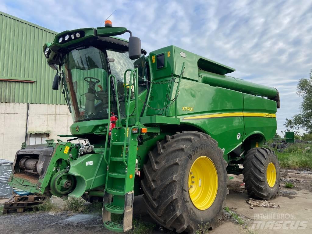 John Deere S770 Kombajny zbożowe