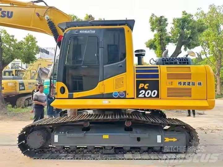 Komatsu PC200 Koparki gąsienicowe