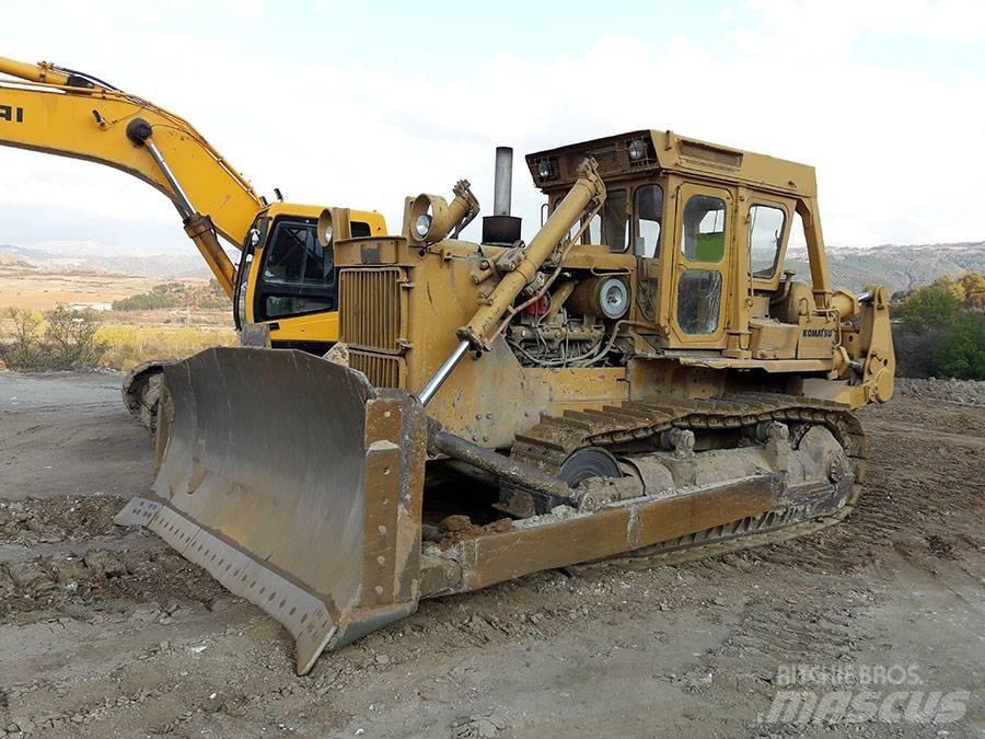 Komatsu D 155 A-1 Spycharki gąsienicowe